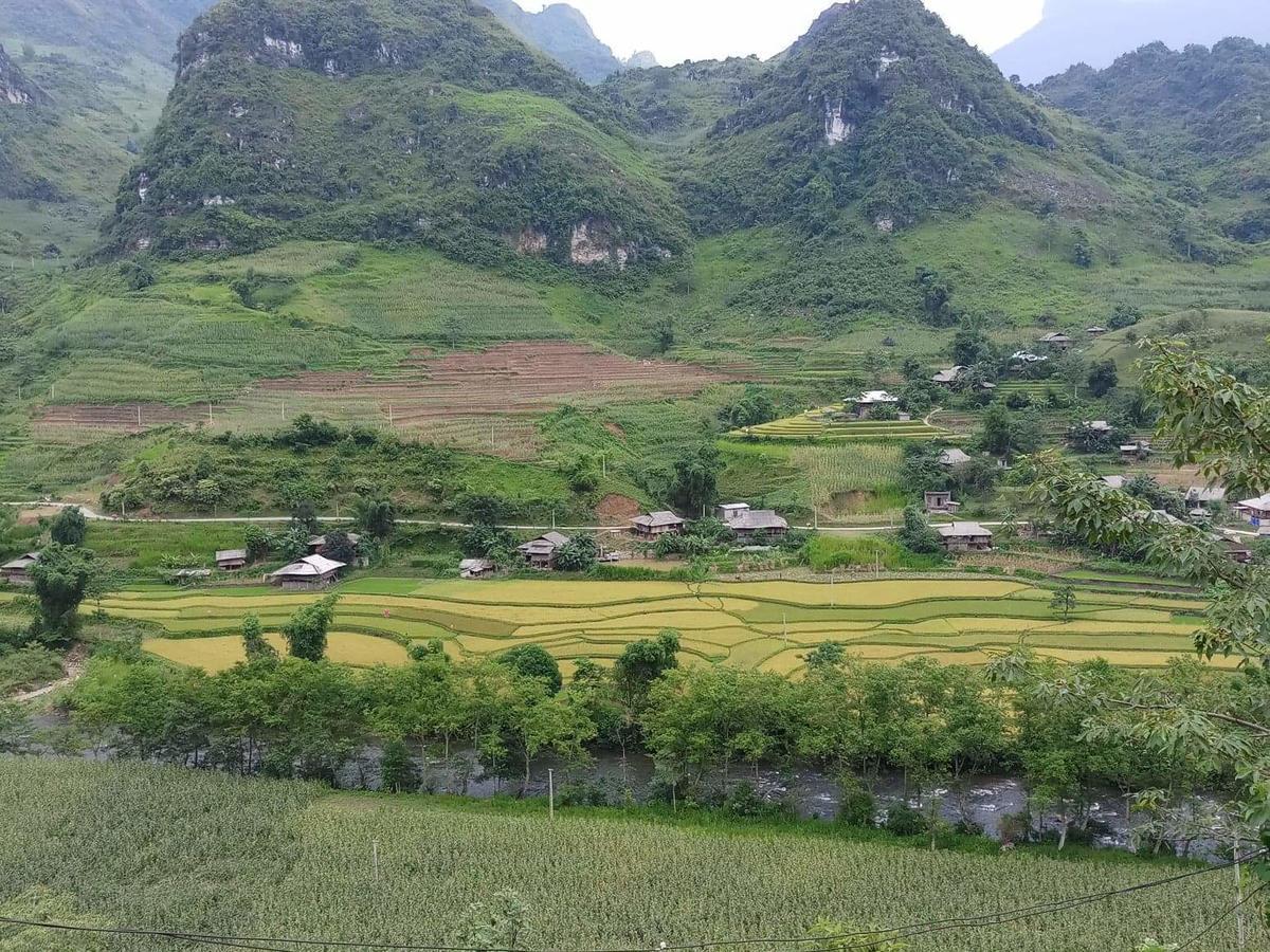 Lung Ho Motel Làng Cac Buitenkant foto